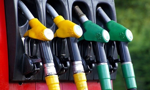 India’s gasoline sales for July dwindle as monsoon rains dampen demand India’s gasoline sales for July dwindle as monsoon rains dampen demand