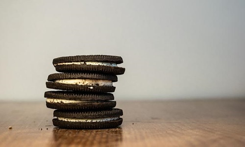 Mondelez raises revenue forecast over steady demand and higher prices